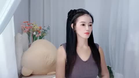 Snapshot of happyflower802318 chatting on 06/26/26, 03:55 Daisy online show from 06/26/26, 03:55