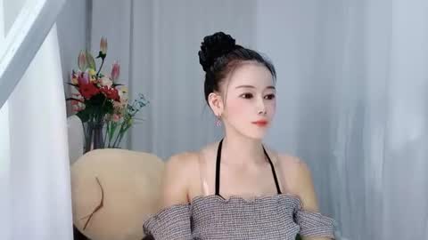Snapshot of happyflower802318 chatting on 06/28/26, 03:12 Daisy online show from 06/28/26, 03:12