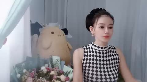 Snapshot of happyflower802318 chatting on 07/15/26, 04:40 Daisy online show from 07/15/26, 04:40