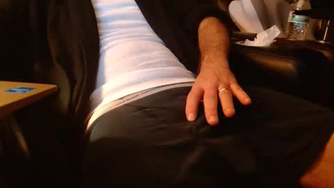 Snapshot of happyhogan1 chatting on 12/22/24, 11:11 Jhonassmann12 online show from 12/22/24, 11:11