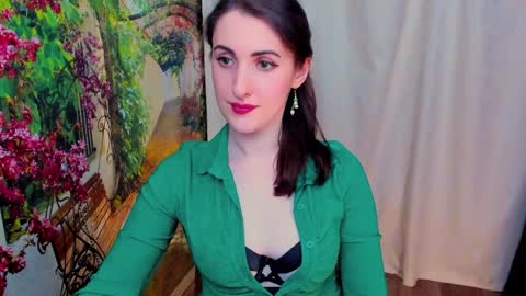 Snapshot of happymiracle chatting on 01/08/25, 02:25 happymiracle online show from 01/08/25, 02:25