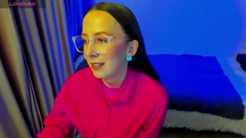 Stephanie online show from 01/13/26, 06:13