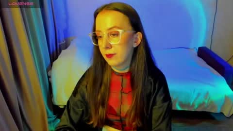 Snapshot of happystephanie chatting on 06/13/26, 09:35 Stephanie online show from 06/13/26, 09:35