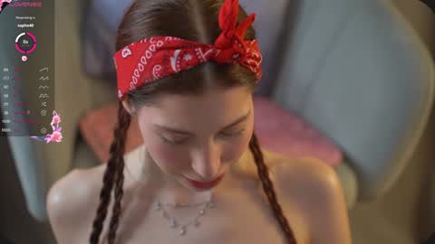 Snapshot of happyvivy chatting on 01/31/25, 01:23 Vivy online show from 01/31/25, 01:23