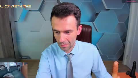 Steve online show from 06/06/26, 04:12