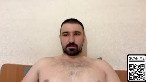 Snapshot of hard_to_obey chatting on 06/03/26, 08:03 Vadim online show from 06/03/26, 08:03