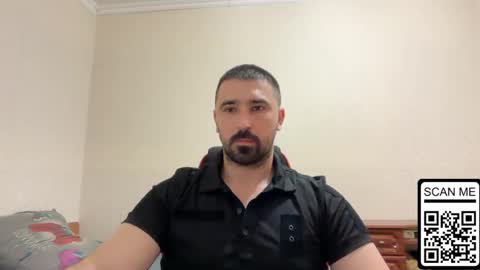 Snapshot of hard_to_obey chatting on 06/06/26, 11:37 Vadim online show from 06/06/26, 11:37