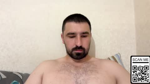 Snapshot of hard_to_obey chatting on 06/12/26, 07:02 Vadim online show from 06/12/26, 07:02