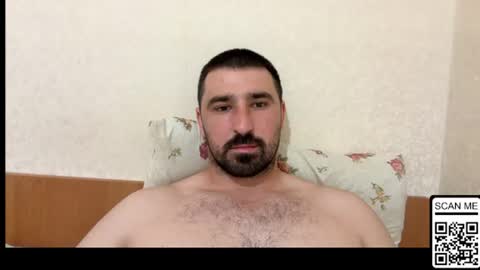 Snapshot of hard_to_obey chatting on 06/15/26, 06:54 Vadim online show from 06/15/26, 06:54