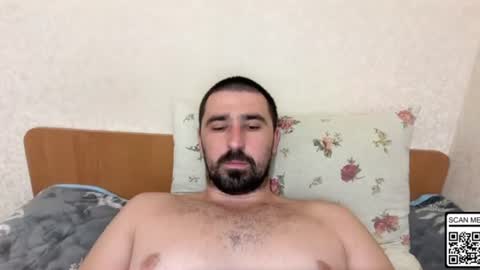 Snapshot of hard_to_obey chatting on 07/19/26, 04:11 Vadim online show from 07/19/26, 04:11