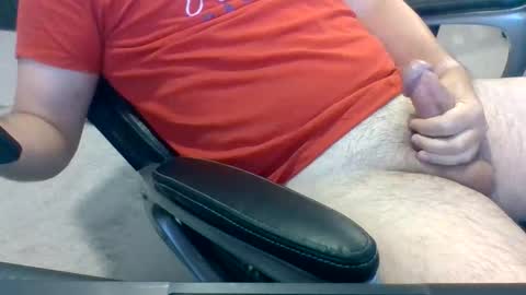 Snapshot of hardcock2889 chatting on 06/05/26, 02:56 Makeithappen9086 online show from 06/05/26, 02:56