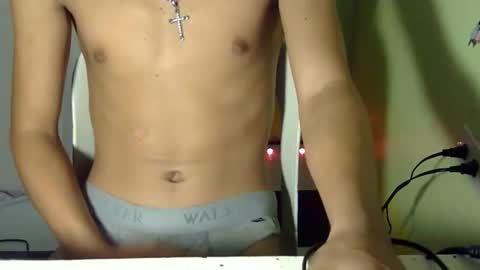 Snapshot of hardcockalex19 chatting on 10/30/25, 03:30 Alex and luna online show from 10/30/25, 03:30