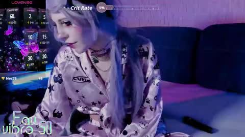 Mia online show from 10/23/25, 11:03