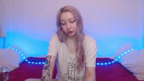 Emily online show from 11/20/25, 11:04