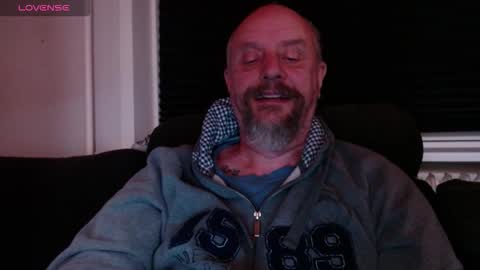 MrLazy online show from 09/27/25, 06:46