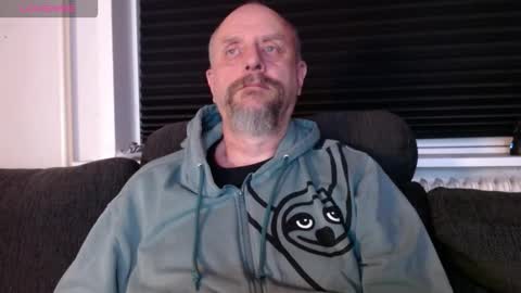 MrLazy online show from 11/25/25, 10:54