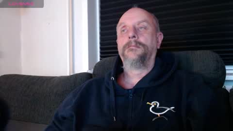 MrLazy online show from 11/29/25, 06:00