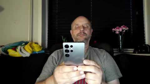 MrLazy online show from 05/28/26, 08:06