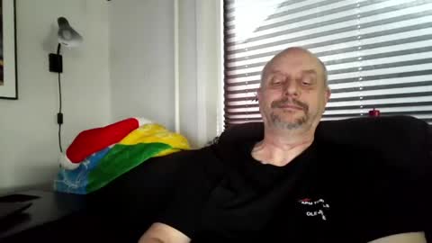 MrLazy online show from 06/05/26, 04:13