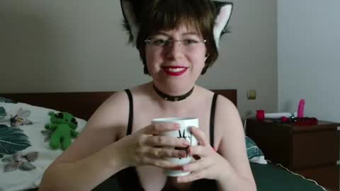 Snapshot of hardnerdvoid chatting on 11/17/25, 08:36 Void online show from 11/17/25, 08:36