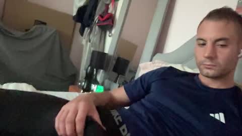 Snapshot of hardnstyle chatting on 10/28/25, 04:53 HARD AND STYLE online show from 10/28/25, 04:53