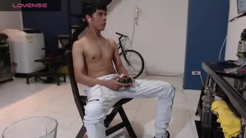 Andres Dean online show from 02/12/25, 02:24