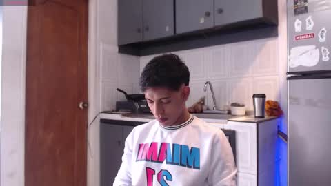 Andres Dean online show from 12/21/25, 07:54