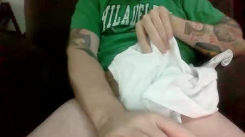 Snapshot of hardsoldier29 chatting on 11/22/25, 01:21 hardsoldier29 online show from 11/22/25, 01:21