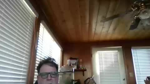 Snapshot of hardsweetandsticky chatting on 10/12/25, 10:42 HSS online show from 10/12/25, 10:42