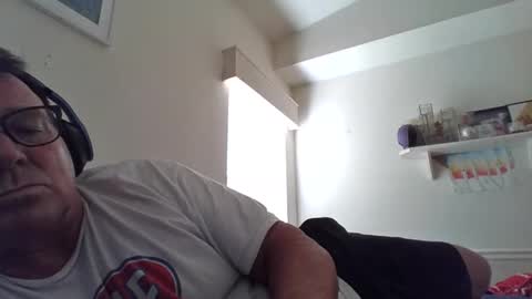 Snapshot of hardsweetandsticky chatting on 05/31/26, 01:36 HSS online show from 05/31/26, 01:36