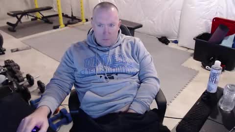 Snapshot of hardwired4816 chatting on 02/17/26, 04:24 hardwired4816 online show from 02/17/26, 04:24