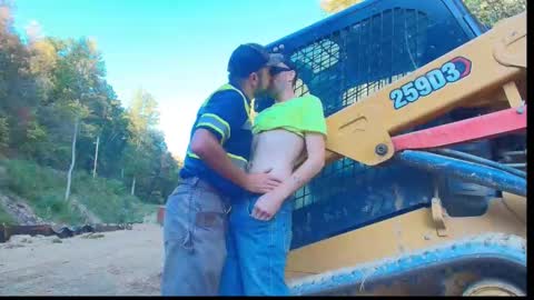 hardworkertn online show from 10/27/25, 05:50