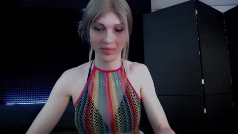 Snapshot of hardy_green chatting on 10/31/25, 04:57 Miss Hardy online show from 10/31/25, 04:57