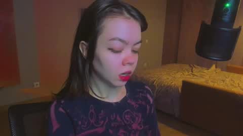 Snapshot of haribo_asmr chatting on 12/03/24, 08:16 Miss Hari online show from 12/03/24, 08:16