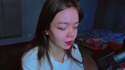 Snapshot of haribo_asmr chatting on 02/08/25, 07:48 Miss Hari online show from 02/08/25, 07:48