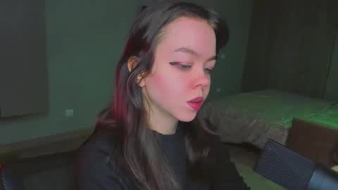 Snapshot of haribo_asmr chatting on 02/13/25, 07:35 Miss Hari online show from 02/13/25, 07:35