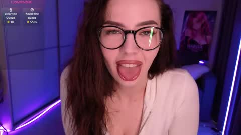 HARITA LOVEE online show from 06/01/26, 05:36