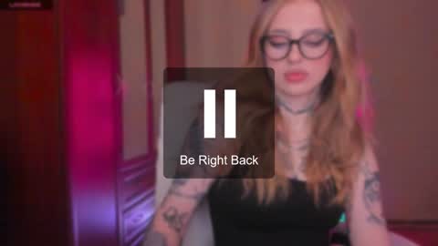 Snapshot of harley_kimm chatting on 12/13/24, 05:38 Julia online show from 12/13/24, 05:38