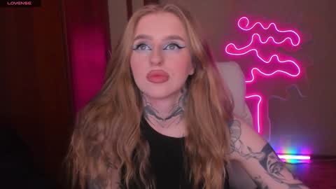 Snapshot of harley_kimm chatting on 12/18/24, 05:48 Julia online show from 12/18/24, 05:48