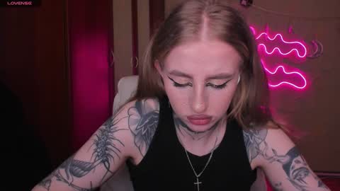 Snapshot of harley_kimm chatting on 01/20/25, 05:04 Julia online show from 01/20/25, 05:04