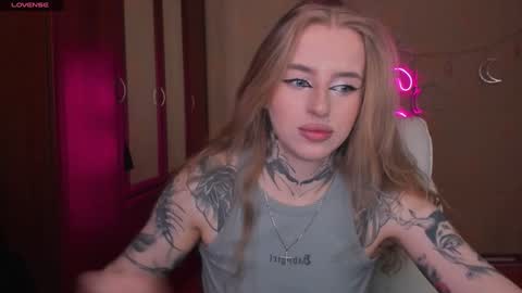 Snapshot of harley_kimm chatting on 02/03/25, 05:18 Julia online show from 02/03/25, 05:18