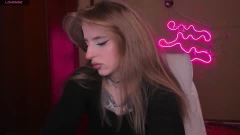 Snapshot of harley_kimm chatting on 03/01/25, 05:09 Julia online show from 03/01/25, 05:09