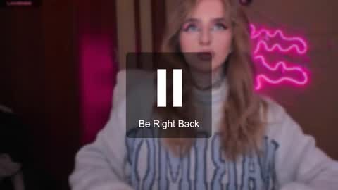 Snapshot of harley_kimm chatting on 03/05/25, 05:18 Julia online show from 03/05/25, 05:18