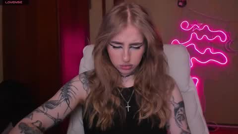 Snapshot of harley_kimm chatting on 03/06/25, 05:24 Julia online show from 03/06/25, 05:24