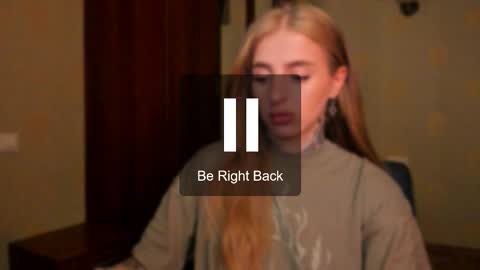 Snapshot of harley_kimm chatting on 09/14/25, 05:39 Julia online show from 09/14/25, 05:39