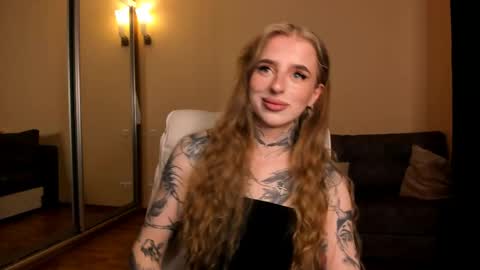 Julia online show from 04/23/26, 05:41