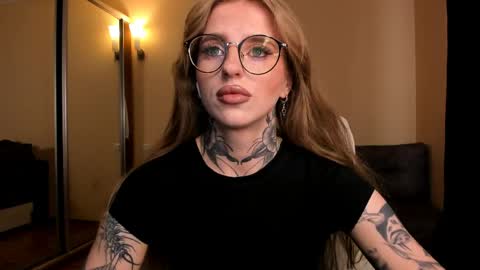 Julia online show from 04/29/26, 05:22