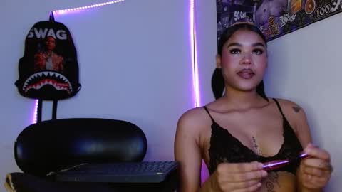 harley_quinnn111 online show from 03/20/26, 01:32