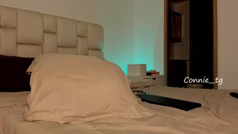 Snapshot of harley_sweett chatting on 01/22/25, 03:52 online show from 01/22/25, 03:52