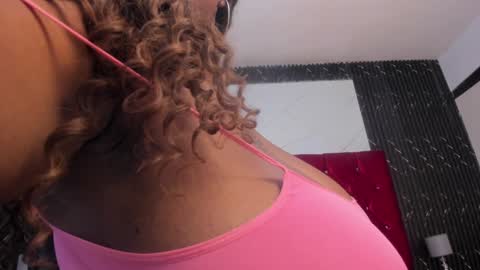 Snapshot of harleyevaans chatting on 01/08/25, 06:09 Harley Evaans online show from 01/08/25, 06:09